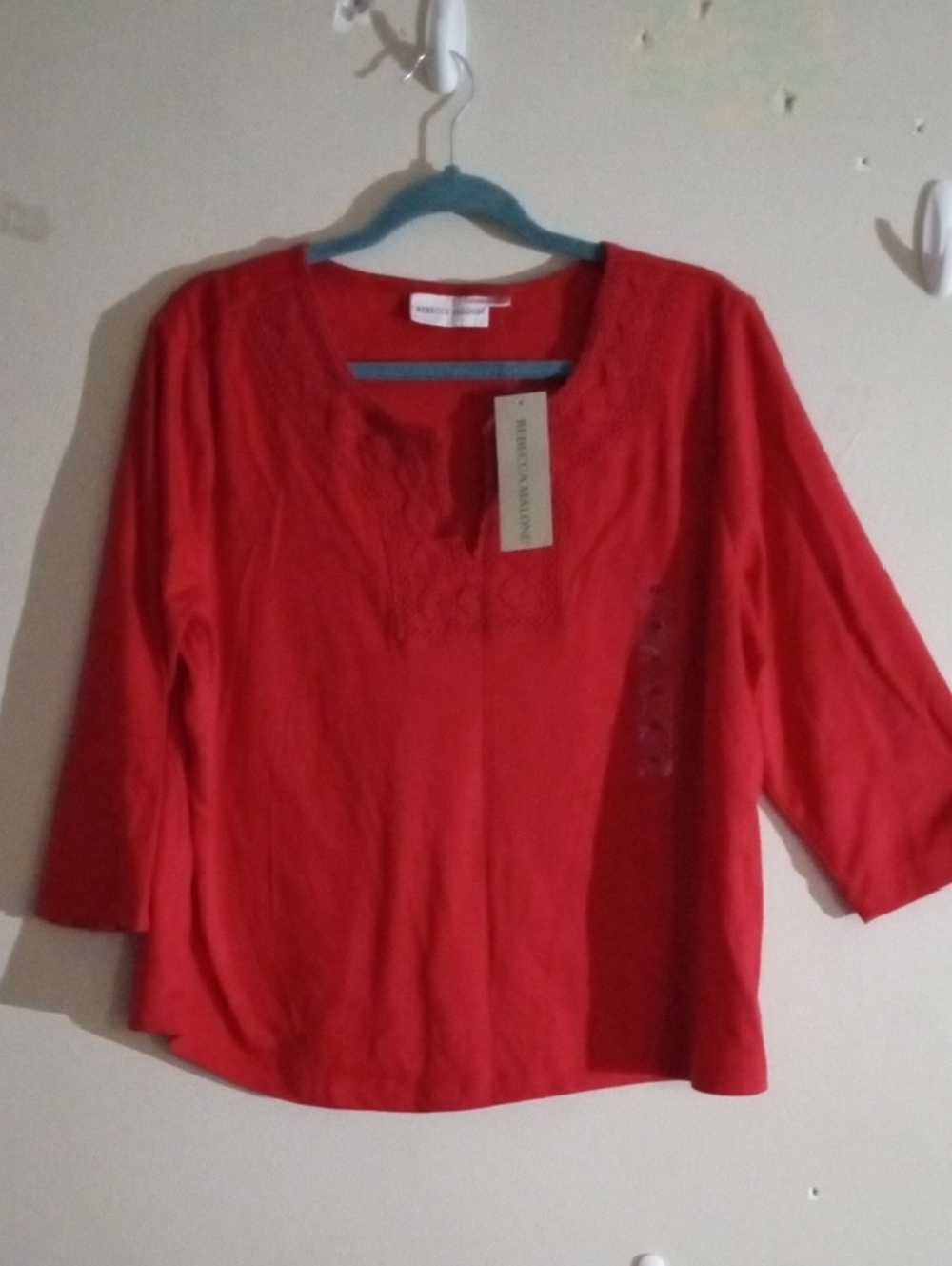 NWT Rebecca Malone Red Embroidered Crochet Split V-Neck Top XL